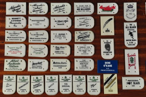 0445 Snooker firms cue plates